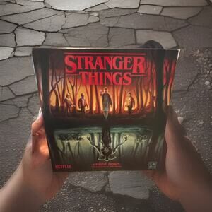 CMON Stranger Things Upside Down Board Game Miniatures 2 Players Ages 12+